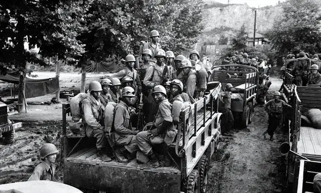 新四軍采取“猛虎掏心”戰(zhàn)術(shù)殲滅日軍主力